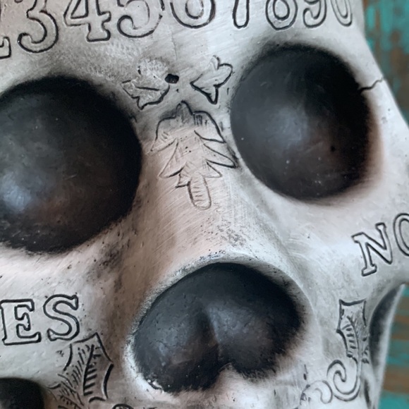 Ouja Skull Halloween Decoration Heavy Resin Occult Party Festive - Picture 11 of 13